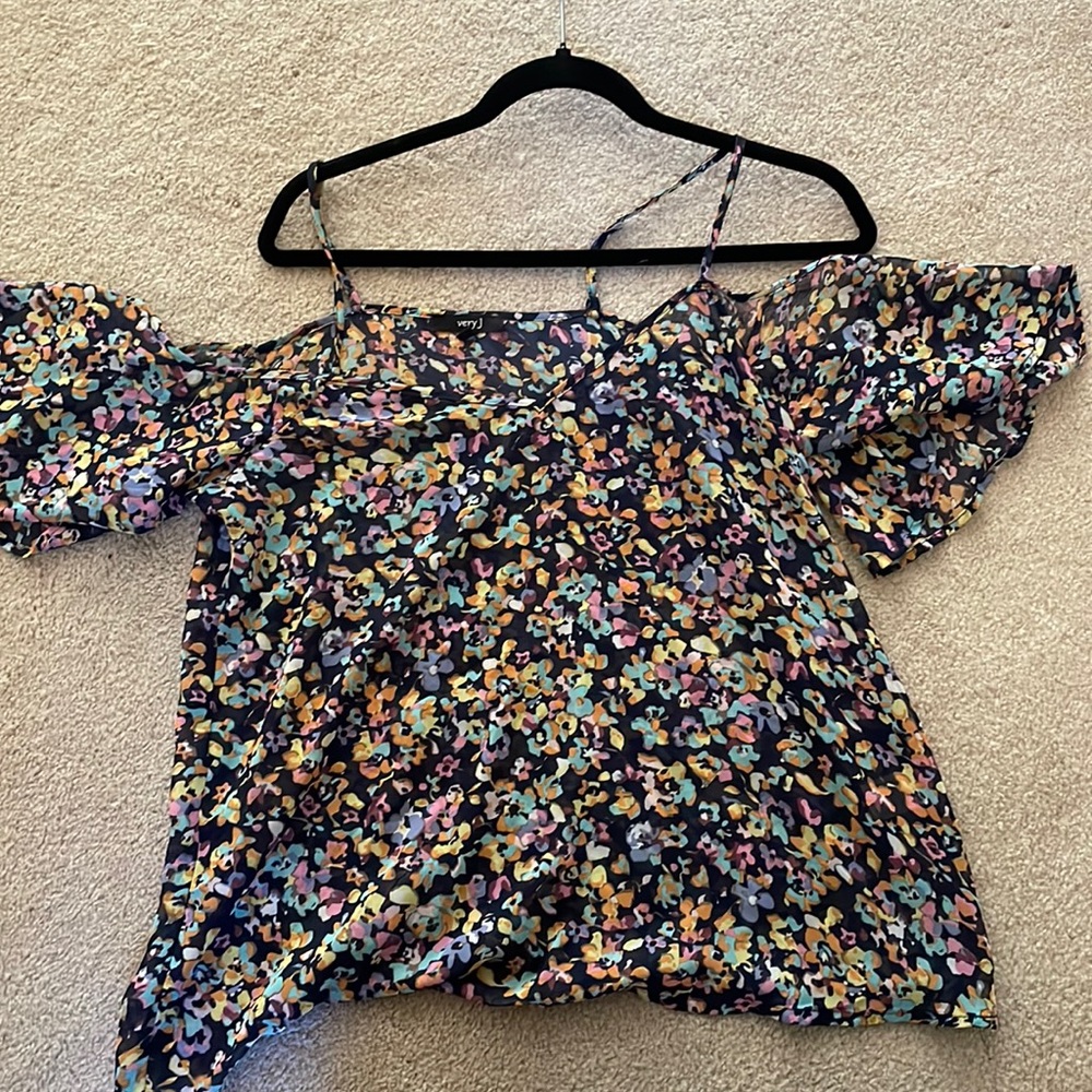 Sheer black and floral top! Strips and off the shoulder sleeve!